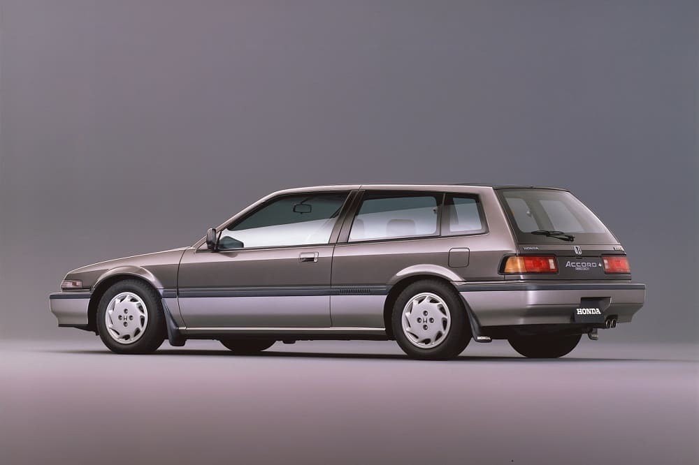 ホンダ アコードエアロデッキ 自動車カタログ くるまのニュース